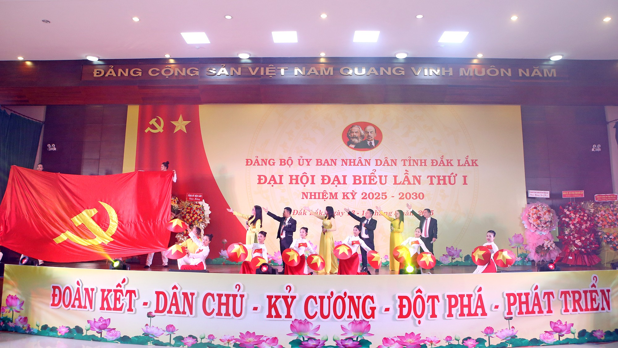 anh 2 bài 6